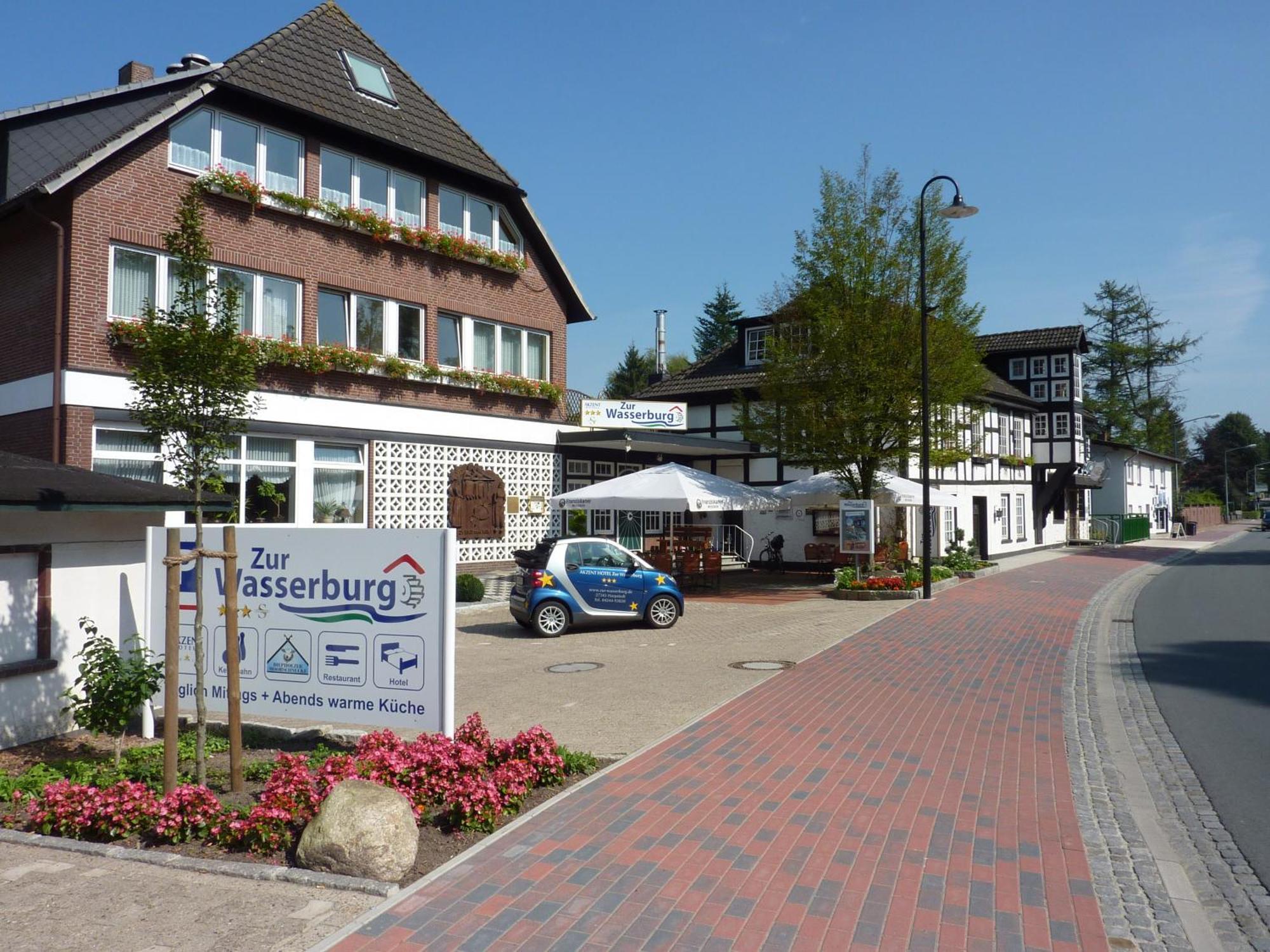 Akzent Hotel Zur Wasserburg - Hotel Garni Bed & Breakfast Harpstedt Exterior foto