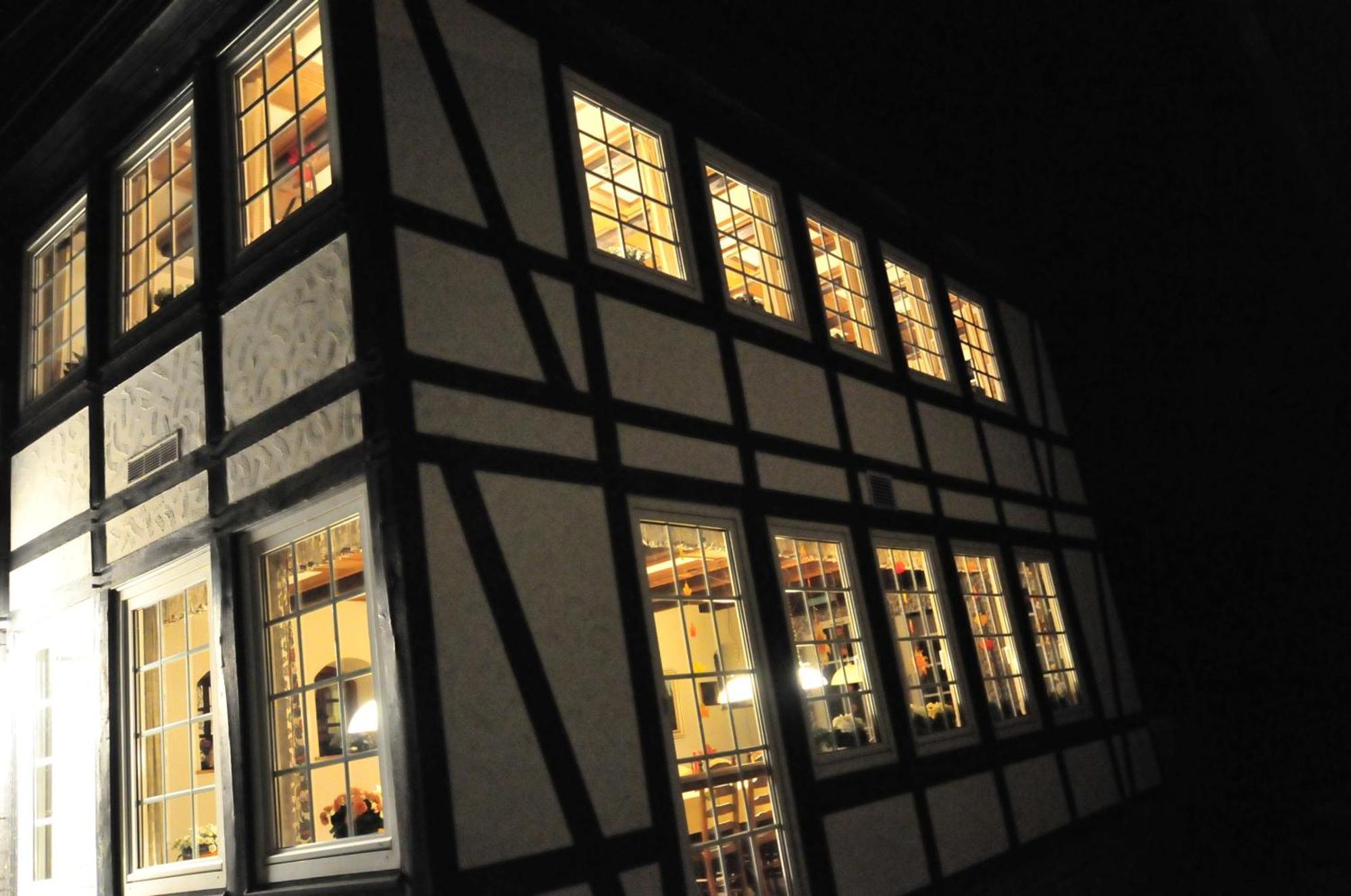 Akzent Hotel Zur Wasserburg - Hotel Garni Bed & Breakfast Harpstedt Exterior foto