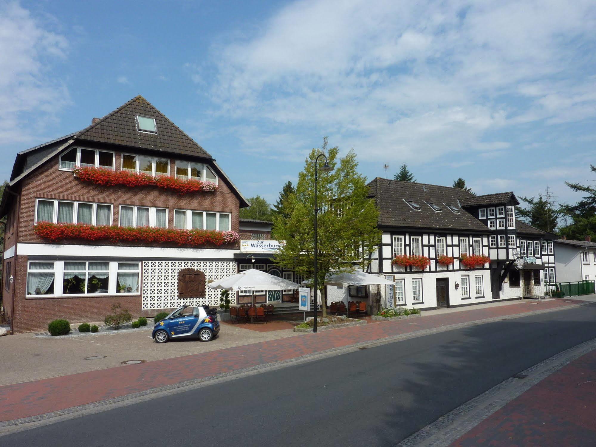 Akzent Hotel Zur Wasserburg - Hotel Garni Bed & Breakfast Harpstedt Exterior foto